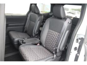 
									TOYOTA Voxy 2.0 S-Z 7 Person White 2024′ F3OJ0 full								
