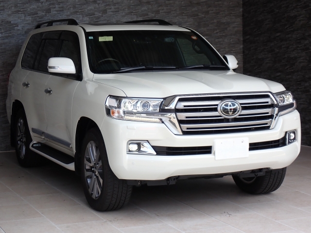 TOYOTA Land Cruiser Wagon ZX Pearl White 2021′ F5HDT