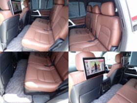 
									TOYOTA Land Cruiser Wagon ZX Pearl White 2021′ F5HDT full								