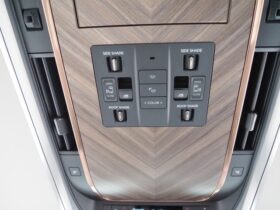 
									Lexus LM Version L Pearl White 2025′ F5HFT full								