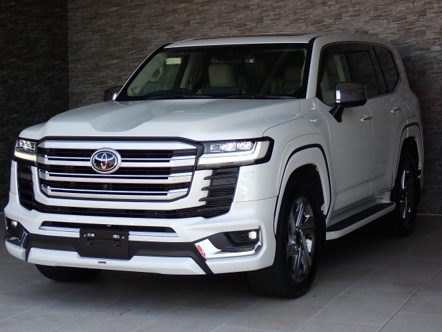 TOYOTA Land Cruiser Wagon ZX Diesel Turbo Pearl White 2022′ F5HKQ