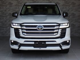 
									TOYOTA Land Cruiser Wagon ZX Diesel Turbo Pearl White 2022′ F5HKQ full								