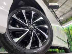 
									TOYOTA Noah S-Z Pearl White 2025′ F5PAQ full								