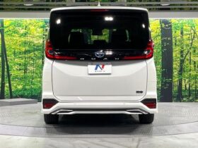 
									TOYOTA Noah S-Z Pearl White 2025′ F5PAQ full								