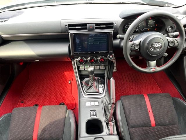 TOYOTA 86 RZ Gray 2022′ F5PB7