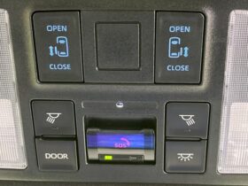 
									TOYOTA Noah S-Z Pearl White 2023′ F5PQO full								