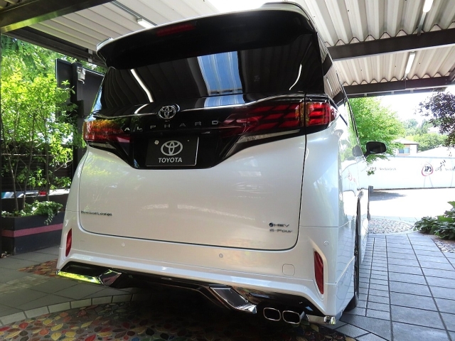 TOYOTA Alphard Spacious Lounge Modelista Pearl White 2025′ F5PX0