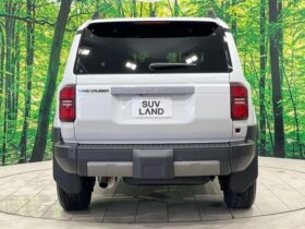 
									TOYOTA Land Cruiser Wagon VX Pearl White 2024′ F5RCB full								