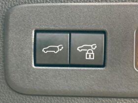 
									TOYOTA Land Cruiser Wagon VX Pearl White 2024′ F5TM3 full								