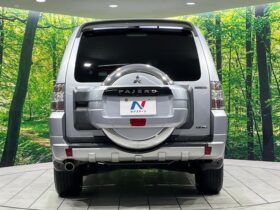 
									MITSUBISHI Pajero Super Exceeded Silver 2011′ F5U4M full								
