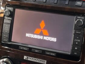 
									MITSUBISHI Pajero Super Exceeded Pearl White 2014′ F5U9S full								