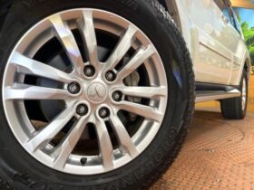 
									MITSUBISHI Pajero Super Exceeded Pearl White 2014′ F5U9S full								