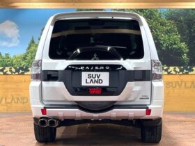
									MITSUBISHI Pajero Super Exceeded Pearl White 2014′ F5U9S full								