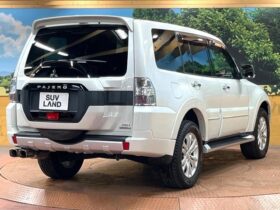 
									MITSUBISHI Pajero Super Exceeded Pearl White 2014′ F5U9S full								
