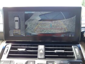 
									TOYOTA Land Cruiser Wagon ZX Pearl White 2024′ F7ML5 full								