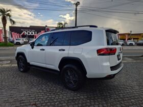
									TOYOTA Land Cruiser Wagon GR Sport Pearl White 2023′ F7ML7 full								