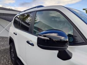 
									TOYOTA Land Cruiser Wagon GR Sport Pearl White 2023′ F7ML7 full								