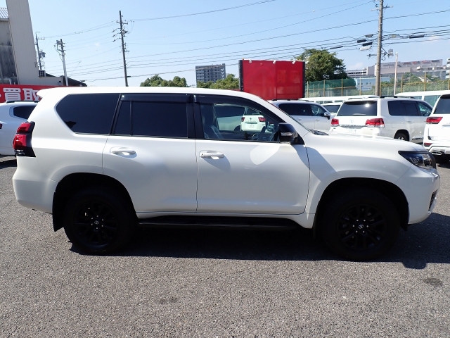 TOYOTA Land Cruiser Prado TX L Packet Matte Black Ed Pearl White 2022′ F7MNE