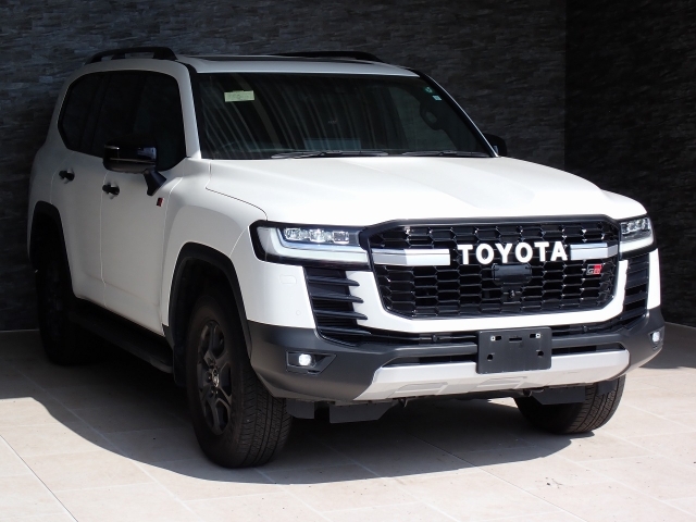 TOYOTA Land Cruiser Wagon GR Sport Diesel Turbo Pearl White 2023′ F7MNP