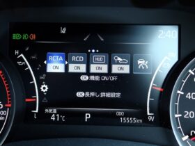 
									TOYOTA Land Cruiser Wagon GR Sport Diesel Turbo Pearl White 2023′ F7MNP full								