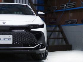 
									TOYOTA Crown CrossOver RS Advanced White 2023′ F7MQ4 full								