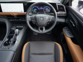 
									TOYOTA Crown CrossOver RS Advanced White 2023′ F7MQ4 full								