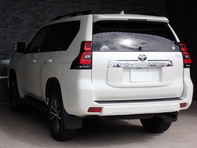 TOYOTA Land Cruiser Prado TX L Package Sunroof 7 Seater Pearl White 2021′ F7MR4