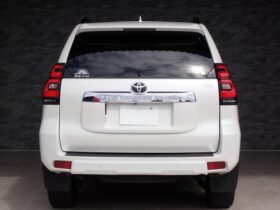 
									TOYOTA Land Cruiser Prado TX L Package Sunroof 7 Seater Pearl White 2021′ F7MR4 full								