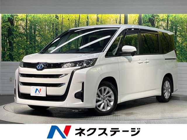 TOYOTA Noah G Pearl White 2023′ F7UVE