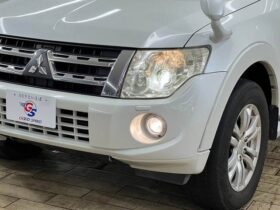 
									MITSUBISHI Pajero Super Exceeded Pearl White 2011′ F7V1V full								