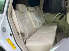 
									TOYOTA Land Cruiser Prado TX L Package Pearl White 2023′ F7VPU full								