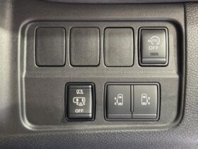 
									NISSAN Serena Highway Star V Pearl White 2021′ F7ZTE full								