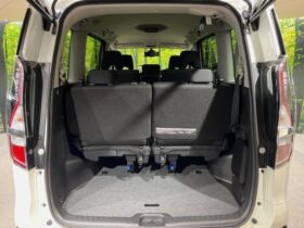 
									NISSAN Serena Highway Star V Pearl White 2021′ F7ZTE full								