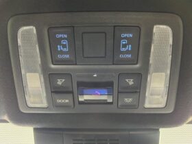 
									TOYOTA Voxy S-Z Black 2025′ F80B9 full								