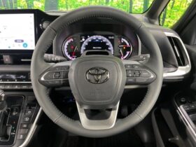 
									TOYOTA Voxy S-Z Black 2025′ F80B9 full								