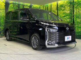 
									TOYOTA Voxy S-Z Black 2025′ F80B9 full								