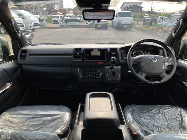 TOYOTA Hiace Van Super GL Dark Prime S Pearl White 2025′ F80BS