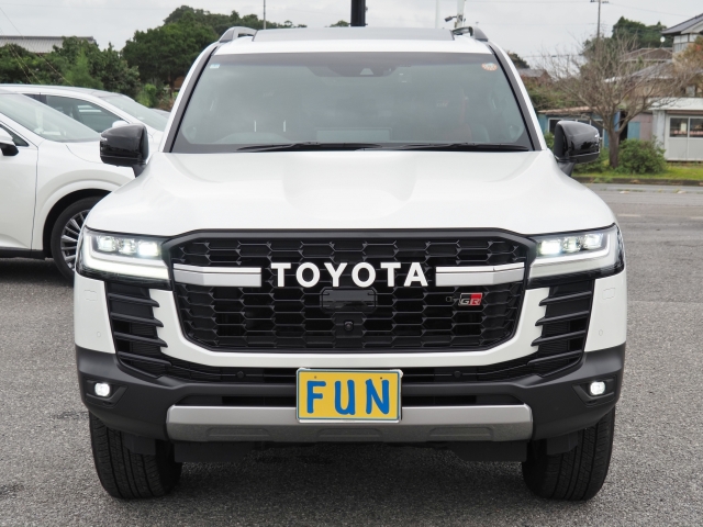 TOYOTA Land Cruiser Wagon GR Sport Pearl White 2024′ F9RUA
