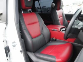 
									TOYOTA Land Cruiser Wagon GR Sport Pearl White 2024′ F9RUA full								