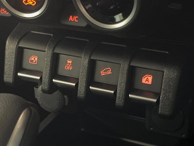 SUZUKI Jimny XC Green 2025′ F9ZOP