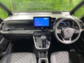 
									TOYOTA Voxy S-Z Black 2025′ FA04E full								