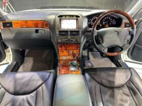 
									TOYOTA Celsior C Specification Interior Selection Pearl White 2004′ FA070 full								