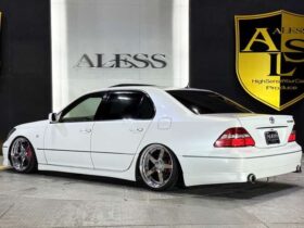 
									TOYOTA Celsior eR Specifications Pearl White 2004′ FA082 full								