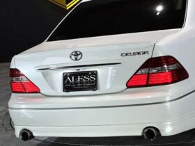 
									TOYOTA Celsior eR Specifications Pearl White 2004′ FA082 full								