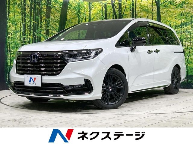 Honda Odyssey Absolute EX Black Edition Pearl White 2023′ FA0A6