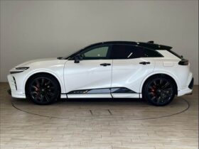 
									TOYOTA Crown Sport Z Pearl White 2024′ FA0I5 full								