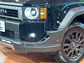 
									TOYOTA Land Cruiser Wagon VX Black 2024′ FA0LV full								
