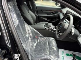 
									BMW 5 Series 523i M Sport Black 2023′ FA0UT full								