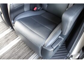 
									TOYOTA Alphard S C Package Pearl White 2020′ FA13Z full								