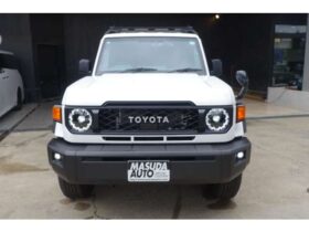 
									TOYOTA Land Cruiser Wagon AX White 2024′ FA19Y full								